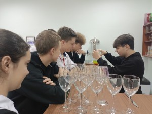 -jtTqRyXh1W-uI93l6aOT1pbambpevbOob5bXXaK9UPJ_OkrQku5vMJfrslyolP-3HidkdIt-PlaRu_yOp03evF-